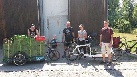 Die hitzebeständige Radler*innentruppe.